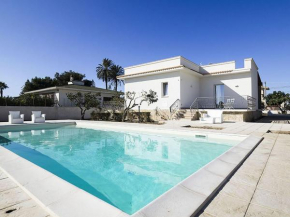 Luxury villa in Marsala with pool and private garden and only 400m from the sea Marsala